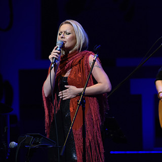 アンナ・マリア・ヨペック カルテット feat. ミノ・シネル