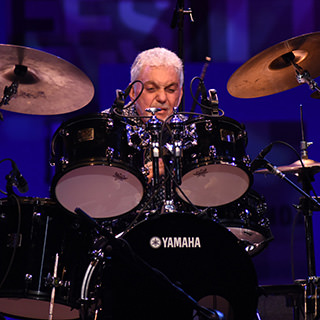 スティーヴ・ガッド・バンド featuring マイケル・ランドウ､ ラリー・ゴールディングス､
					ジミー・ジョンソン & ウォルト・ファウラー